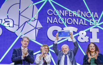 Presidente Lula recebe proposta para Inteligência Artificial