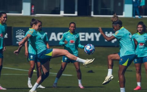 Futebol: seleção feminina entra em reta final de preparação para Paris