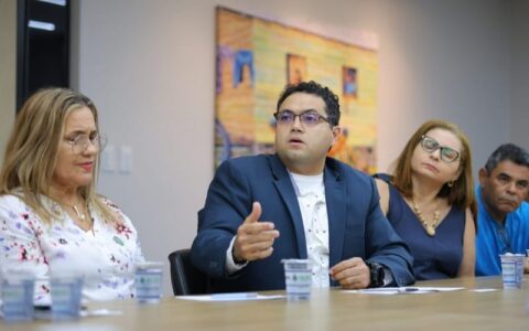 Trabalhadores da saúde aprovam reajuste salarial e ampliação de benefício vale-alimentação
