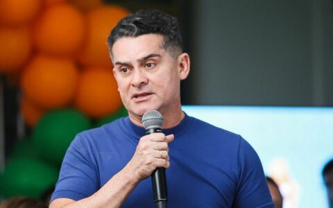 David Almeida minimiza impacto de Lula e Bolsonaro nas eleições e sinaliza para Wilson