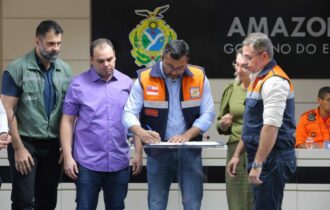 Wilson decreta situação de emergência em 20 municípios do AM