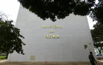 Atraso em sistema de tecnologia paralisa saques do Fundo PIS/Pasep