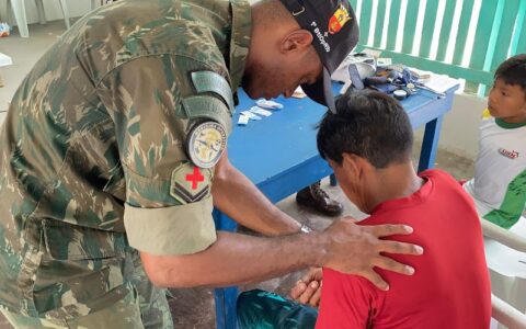 Forças Armadas realizam ação em comunidade indígena em Santa Isabel do Rio Negro