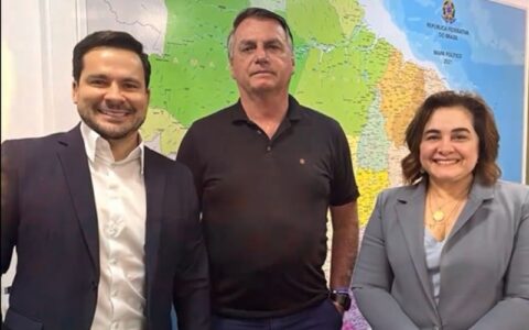Justiça determina retirada de vídeo em que Bolsonaro pede voto para Alberto Neto
