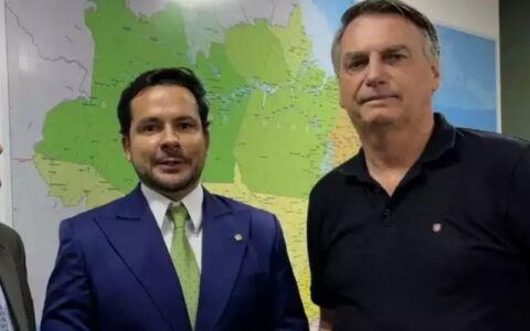 Bolsonaro anuncia Capitão Alberto Neto como candidato ao Senado pelo Amazonas em 2026
