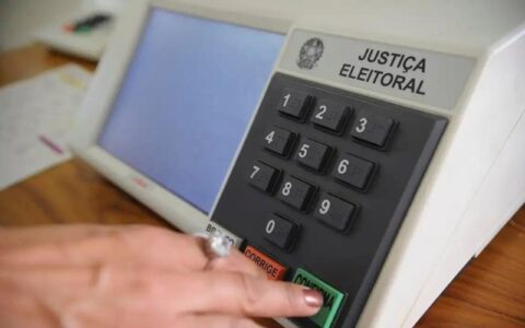 Candidaturas de mulheres e negros receberão recursos até 8 de setembro