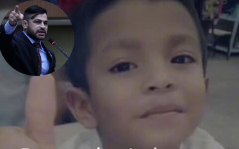 Carpê se manifesta em favor da família do garoto morto após ser espancado em escola