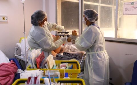 Em Manaus, hospital trata lesões complexas e reduz tempo de internação de pacientes