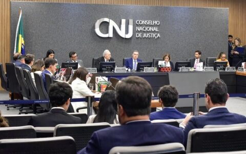 cnj-autoriza-pagamento-de-licenca-retroativa-de-ate-r-46-mil-a-juizes-do-tjdft