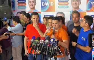 David diz que Cidade, Wilker, Amom e Alberto Neto 'não ajudaram' Manaus