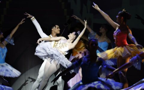 Espetáculo ‘Cinderela’ promete uma mistura de emoções e diversão no Teatro Amazonas