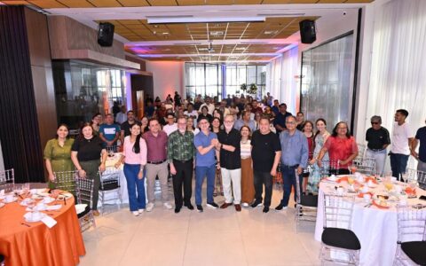 David Almeida ganha apoio de mais uma igreja evangélica