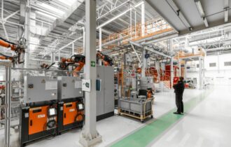 Produção industrial de junho tem forte alta de 4,1% ante maio, aponta IBGE