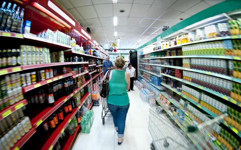 (Foto: EBC/Arquivo/Agência Brasil) Cesta básica cai em 17 capitais, aponta Dieese