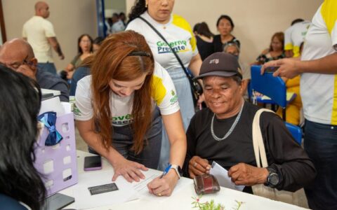 Sect realiza 150 atendimentos para regularização fundiária em ação social