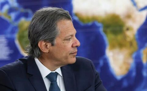 Haddad se reúne com Lula e participa de evento por transformação ecológica