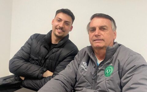 Renan Bolsonaro registra candidatura a vereador com patrimônio de R$ 42 mil