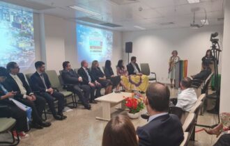 Jornada multiprofissional realiza cirurgias de mudança corporal em pacientes transexuais no AM