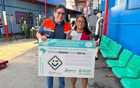 Detran-AM entrega 90 CNHs Social e 35 certificados durante a 11ª edição do Governo Presente