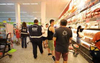 Adaf lança campanha de combate à clandestinidade em supermercado da zona sul de Manaus
