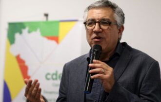 Ministro afirma que governo deve priorizar pautas econômicas no Congresso