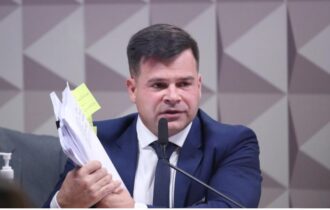 Moraes revoga prisão do ex-diretor da PRF Silvinei Vasques