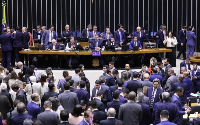 Deputados devem discutir segunda projeto da reforma tributária
