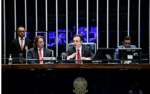 Pacheco adia votação do fim da desoneração da folha de 17 setores