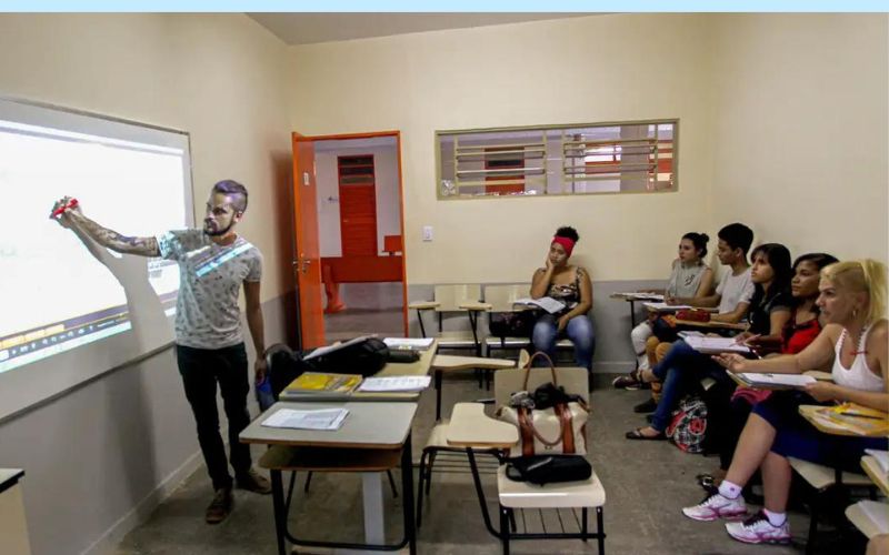 A ampliação da política pública federal foi anunciada pelo presidente Lula, em 2 de agosto - (Joel Rodrigues/Agência Brasília) Pé-de-Meia alcançará quase 4 milhões de estudantes até setembro