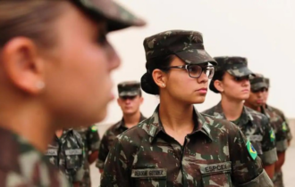 Com a mudança, após o alistamento voluntário, elas passarão ainda pelas etapas de seleção, que incluem a inspeção de saúde e a incorporação Foto: (Divulgação/Exército Brasileiro)