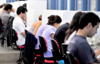 Manaus cria política de incentivo a cursinhos solidários para população de baixa renda