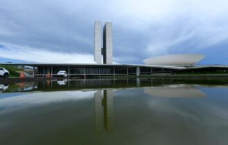 É hora de o Brasil semear novas lideranças políticas