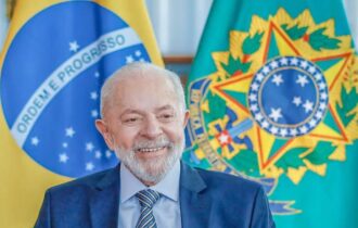 Lula chega ao Ibama em Brasília para reunião sobre incêndios em SP
