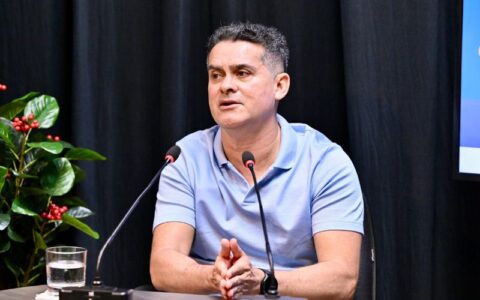 Prefeito descarta construção de metrô de superfície em Manaus