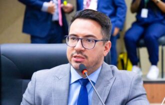 Guedes sugere que vereadores sejam investigados por ‘esconderem' fortuna