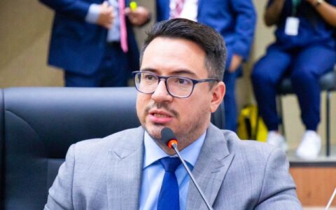 Guedes sugere que vereadores sejam investigados por ‘esconderem' fortuna