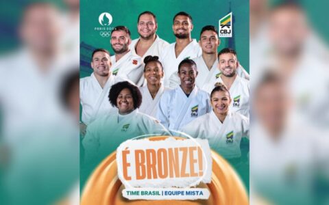 Judô brasileiro fecha Olimpíada com bronze por equipes