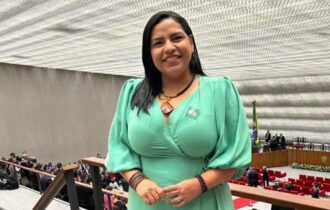 Anne Moura