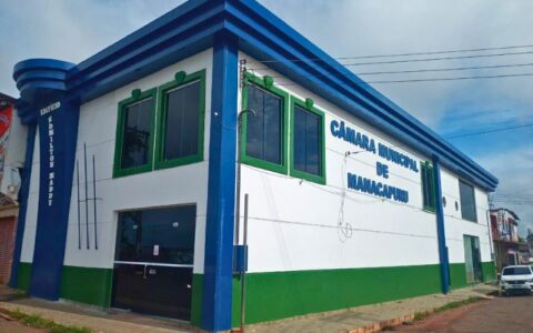 Vereadores querem mais 4 vagas em Manacapuru, mas MPAM quer barrar aumento