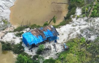 Ação entre Forças Armadas e Ibama desarticula garimpo ilegal na fronteira entre Brasil e Colômbia