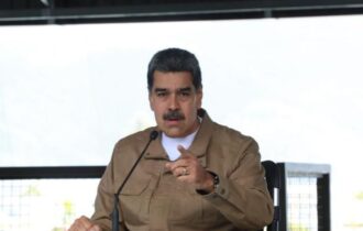 China pede aos EUA a libertação imediata de Maduro