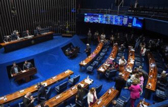 CCJ do Senado aprova, em votação simbólica, projeto que altera prazos da Lei da Ficha Limpa