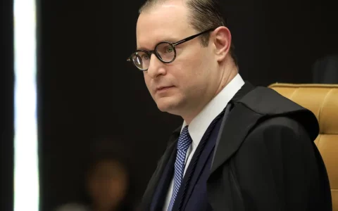 Zanin mantém regra de 30% de recursos para candidaturas negras