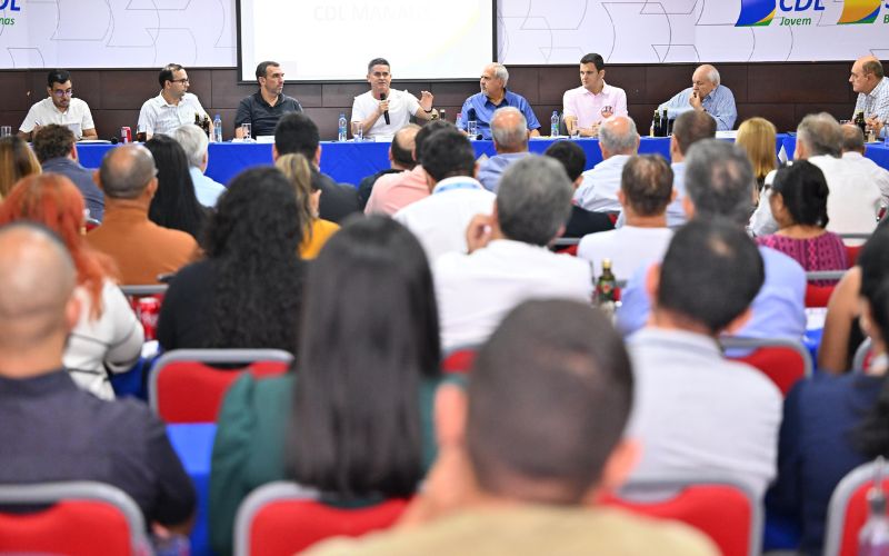 Centro de Manaus, novo mandato, David Almeida, construção de moradias, fomento turístico, disseminação de festival, ações de asfalto, AM1