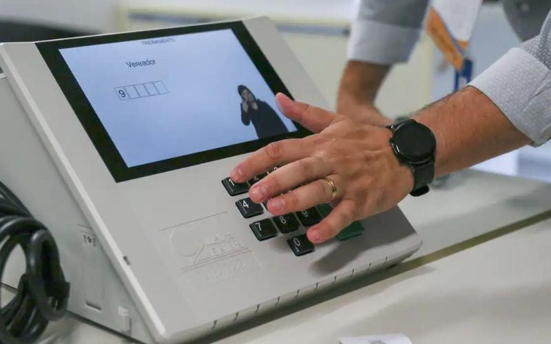 Metade dos municípios tem concorrência direta entre dois candidatos nas eleições deste ano