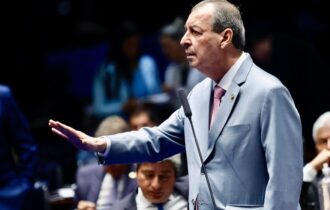Omar pede suspensão de casas de apostas on-line até regulamentação do setor