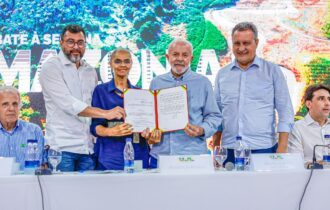 Lula defende cooperação entre governos para pavimentação da BR-319