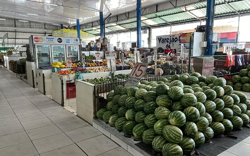 População já sente os impactos da seca com alta no preço de produtos regionais