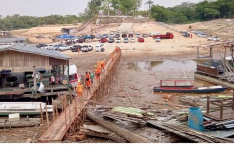 Prefeitura constrói ponte de 80 metros na marina do Davi em razão da estiagem