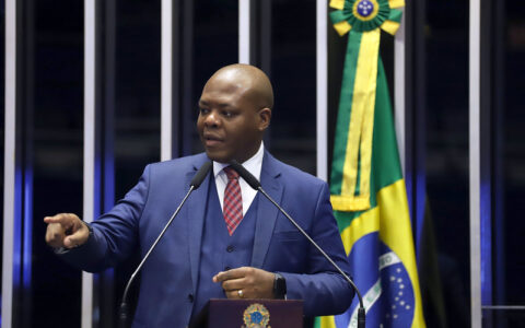 Ministro é acusado de assédio sexual contra Anielle Franco e outras 3 pessoas